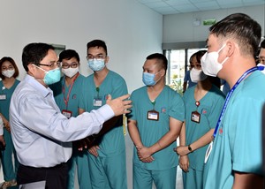 Nâng cao hiệu quả công tác phòng, chống dịch Covid - 19; không thu phí tiêm chủng vaccine Covid